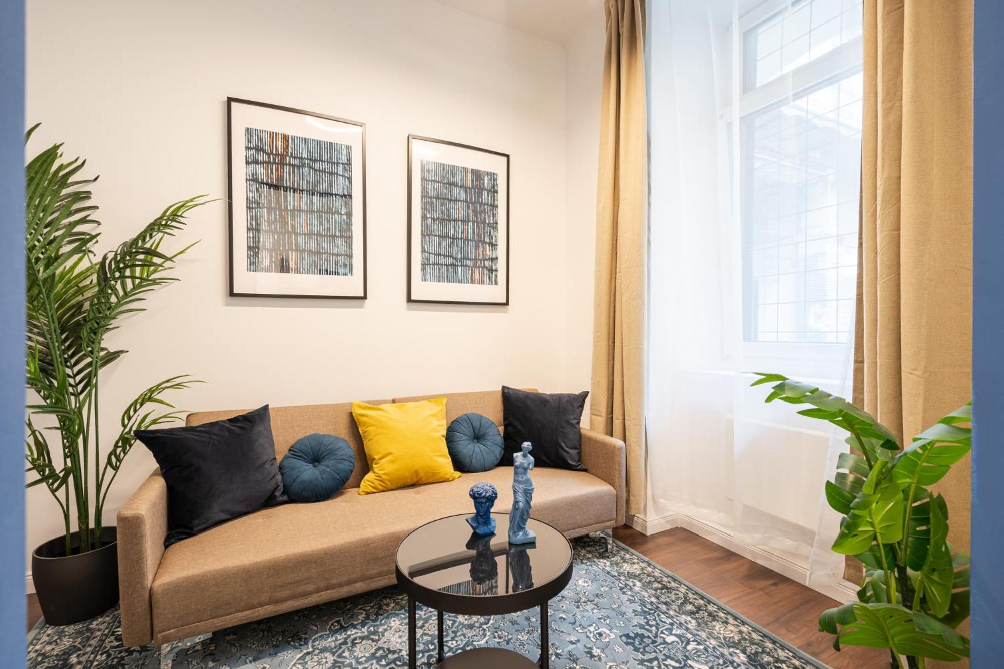 R10- Boutique Apartments, Best Location. By Bqa Budapeste Exterior foto